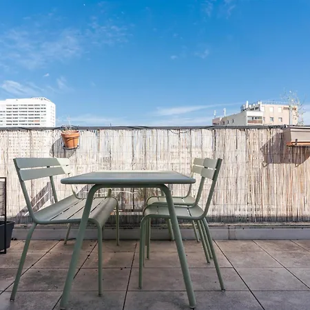 Apartment Breathtaking 2bd Roof-top Patio 19e!