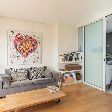 Breathtaking 2bd Roof-top Patio 19e! * パリ