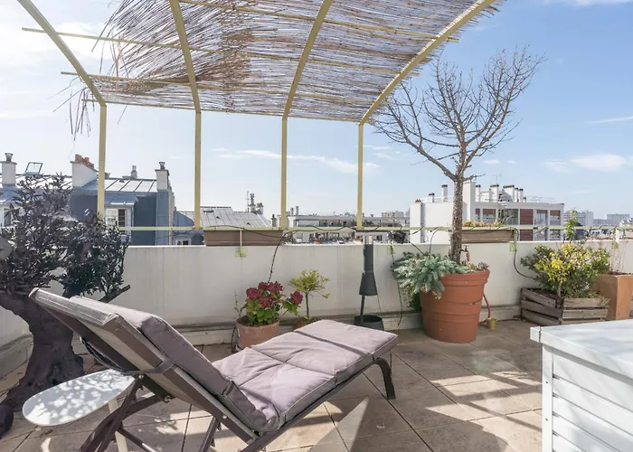 Breathtaking 2bd Roof-top Patio 19e! * パリ